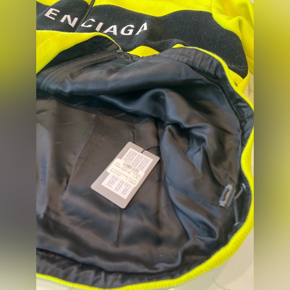 NWT Balenciaga Logo Yellow Fluo Wool Oversized Jacket Drawcord Hem 571439 - Picture 5 of 16